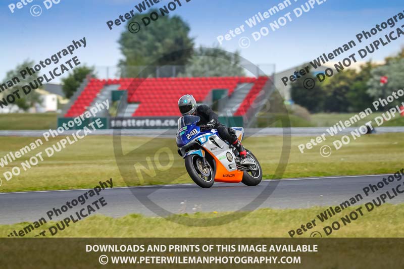 enduro digital images;event digital images;eventdigitalimages;no limits trackdays;peter wileman photography;racing digital images;snetterton;snetterton no limits trackday;snetterton photographs;snetterton trackday photographs;trackday digital images;trackday photos